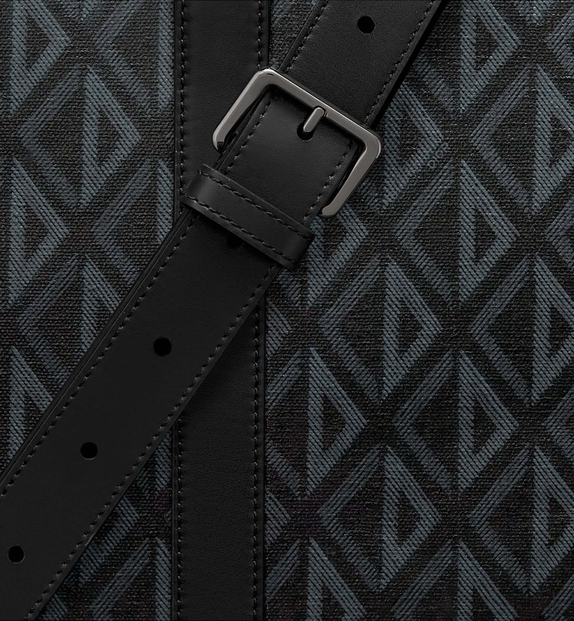 Quite a detail. High quality, fine debts! - 图片 5