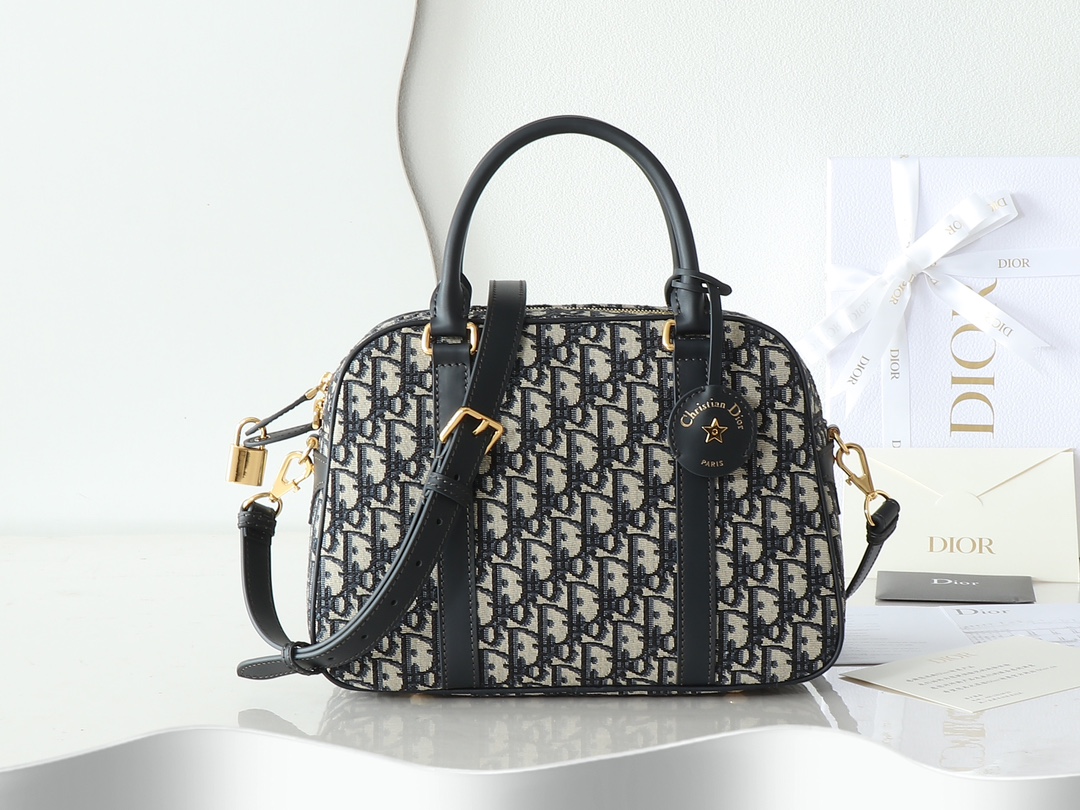 NO:213397,D-Vibe bowling bag large size 