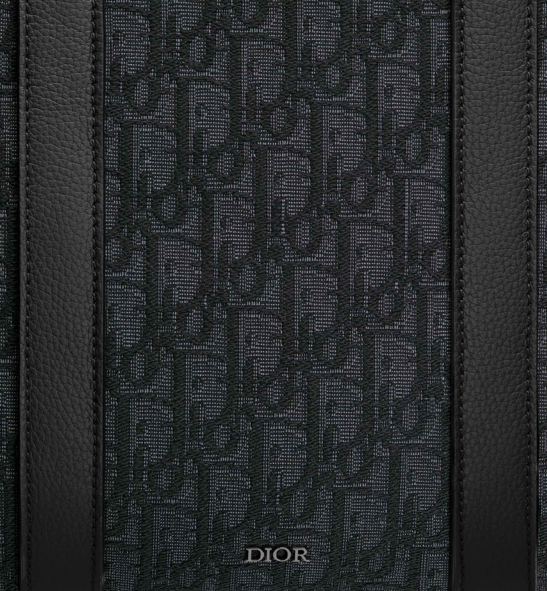 Quite a detail. High quality, fine debts! - 图片 5
