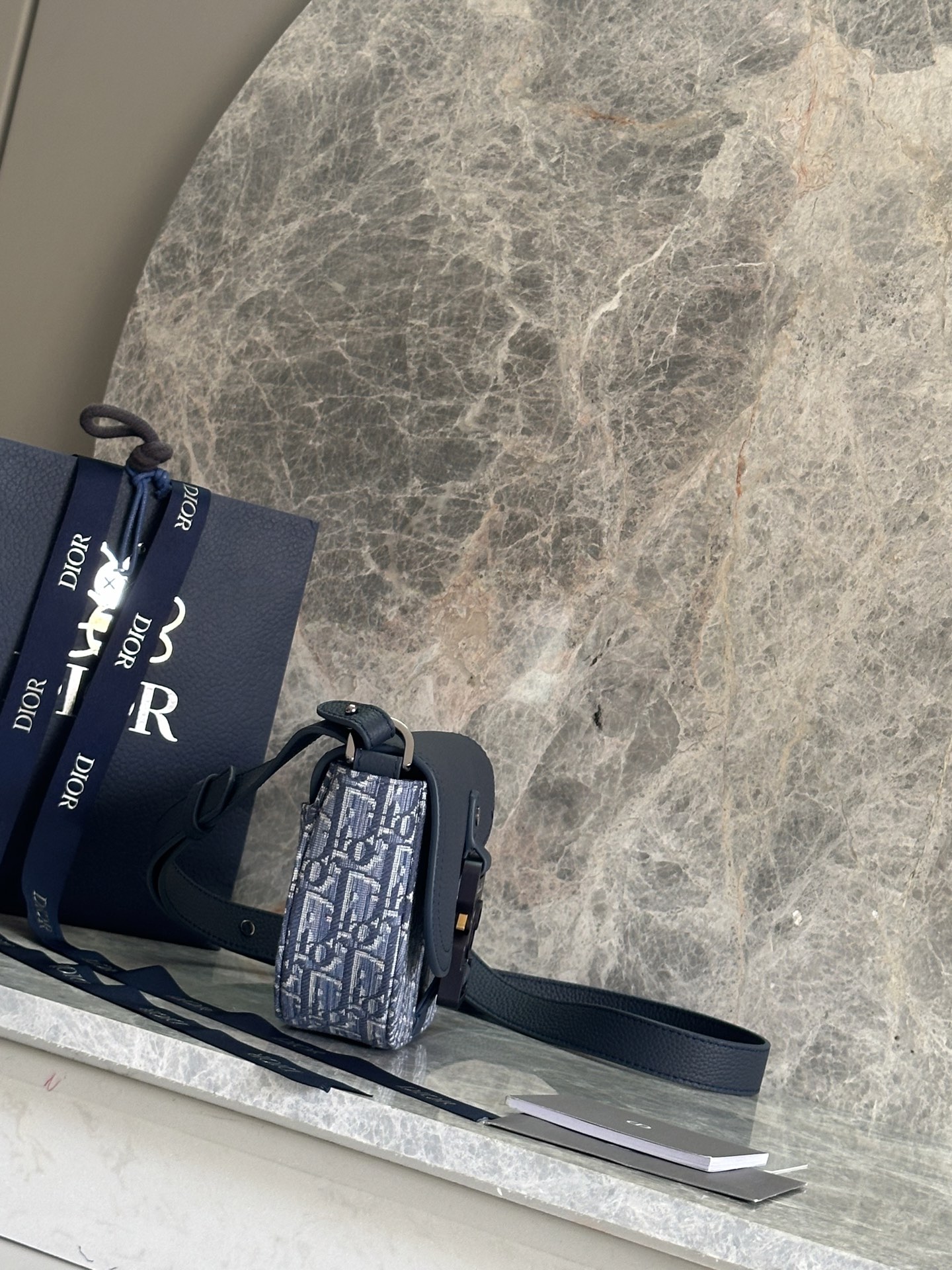 Dior Saddle Oblique Messenger Bag Blue Leather, 20 x 13.5 x 5.5 cm 3 i1758863787011 2099 0 1