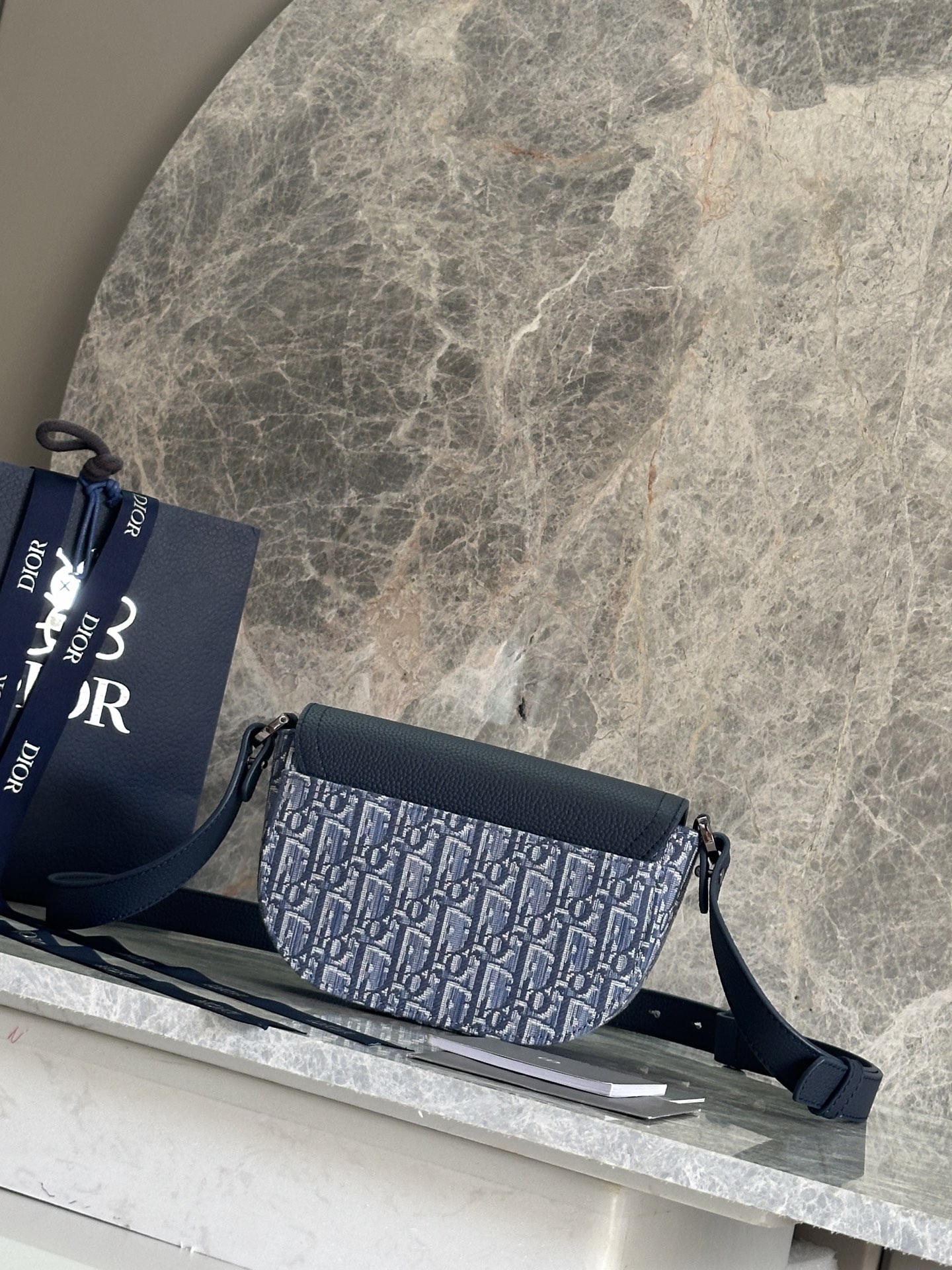 Dior Saddle Oblique Messenger Bag Blue Leather, 20 x 13.5 x 5.5 cm 4 i1758863788615 6172 0 2