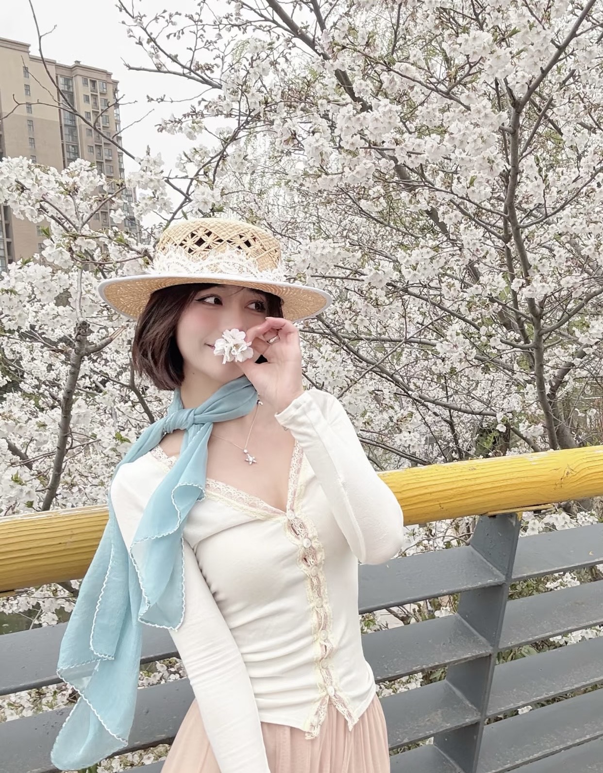 Pmiumiu草帽🖤蕾丝包边拉菲草平顶帽✨百搭时尚款📣白色 黑色