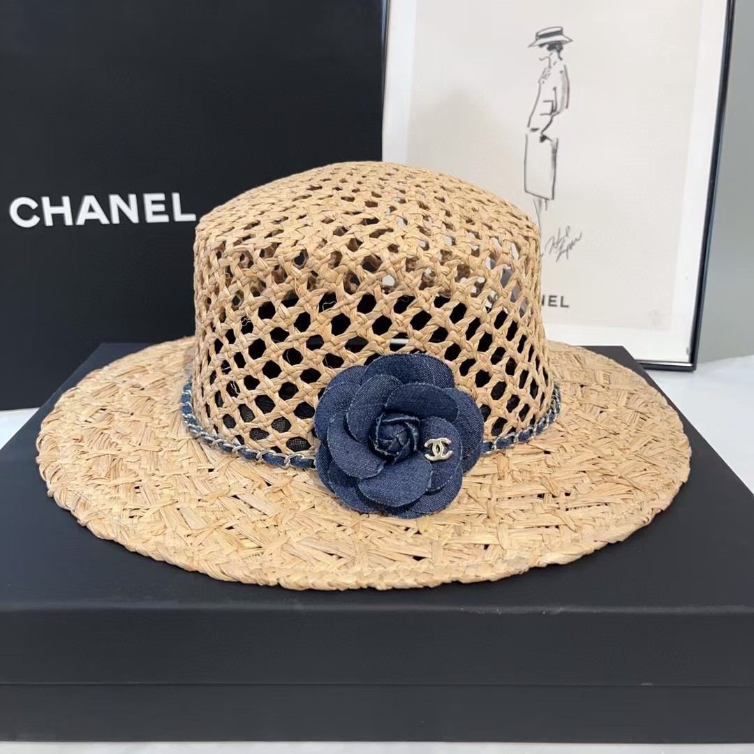Chanel 重工小香风牛仔山茶花拉菲草平顶帽