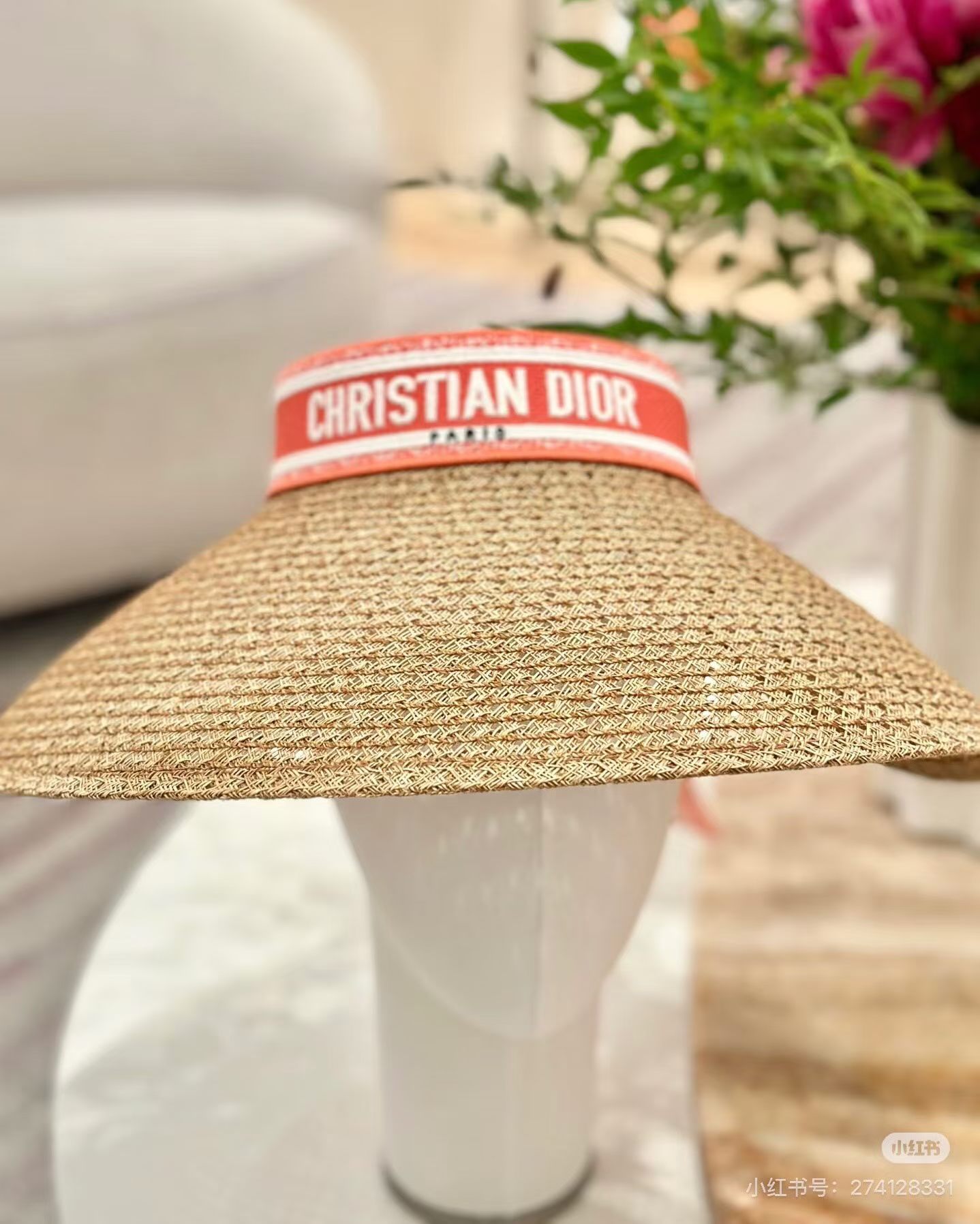 Dior Dior 刺绣字母大边空顶帽