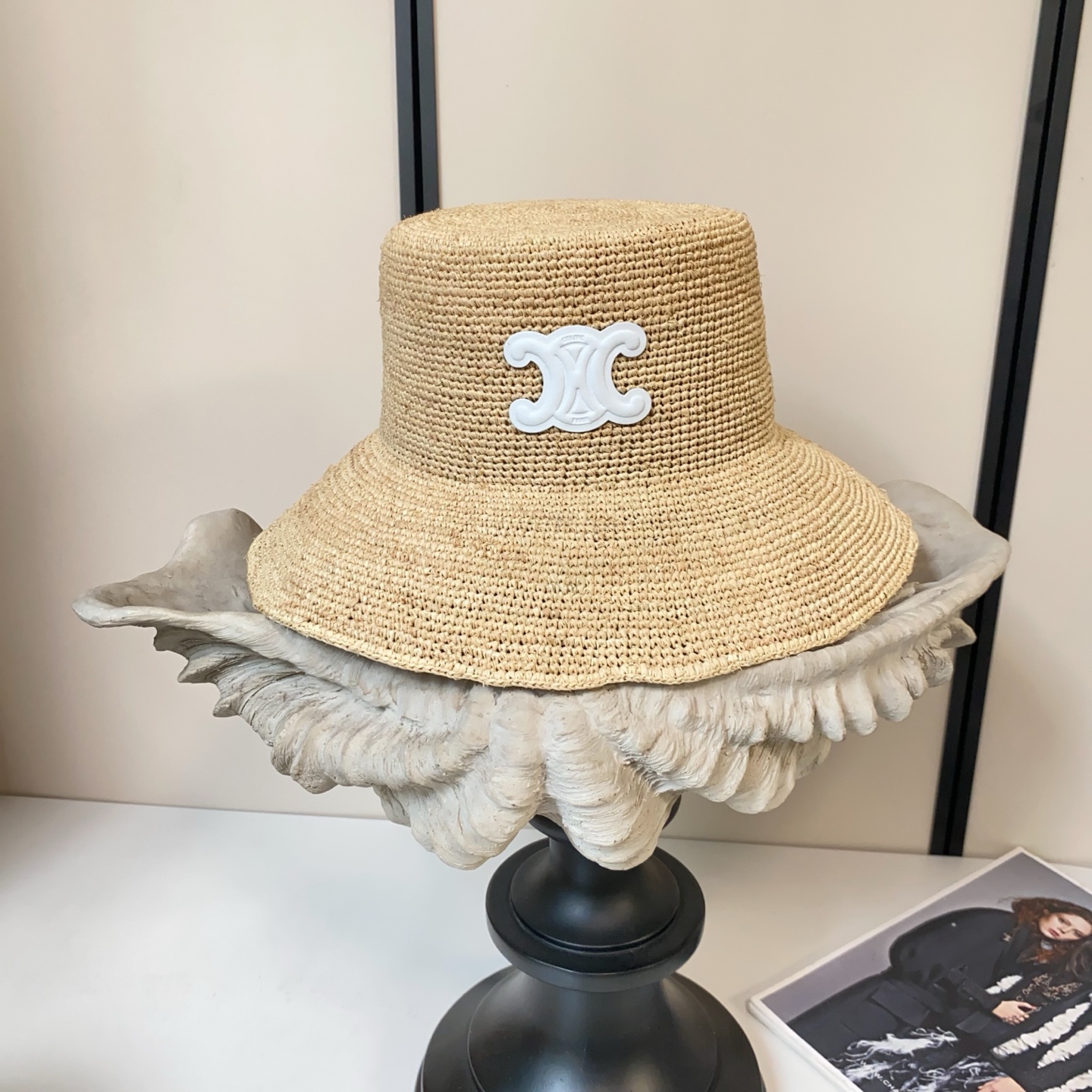 Celine 凯旋门logo拉菲草盆帽