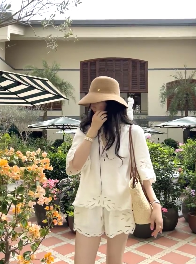 Chanel Chanel香奈儿超细进口纸草大帽檐草盆帽
