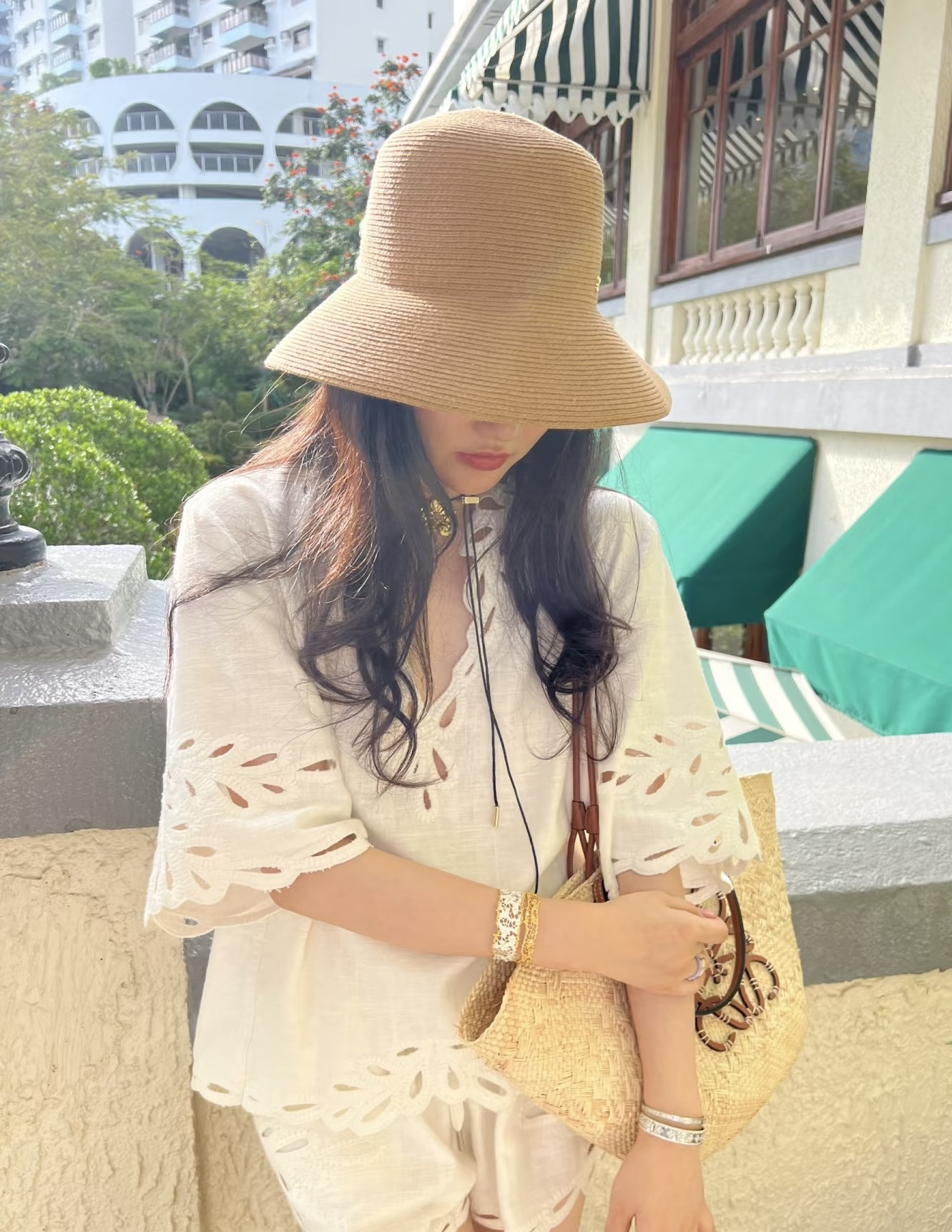 Chanel Chanel香奈儿超细进口纸草大帽檐草盆帽