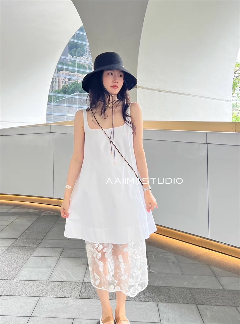 Chanel Chanel香奈儿超细进口纸草大帽檐草盆帽
