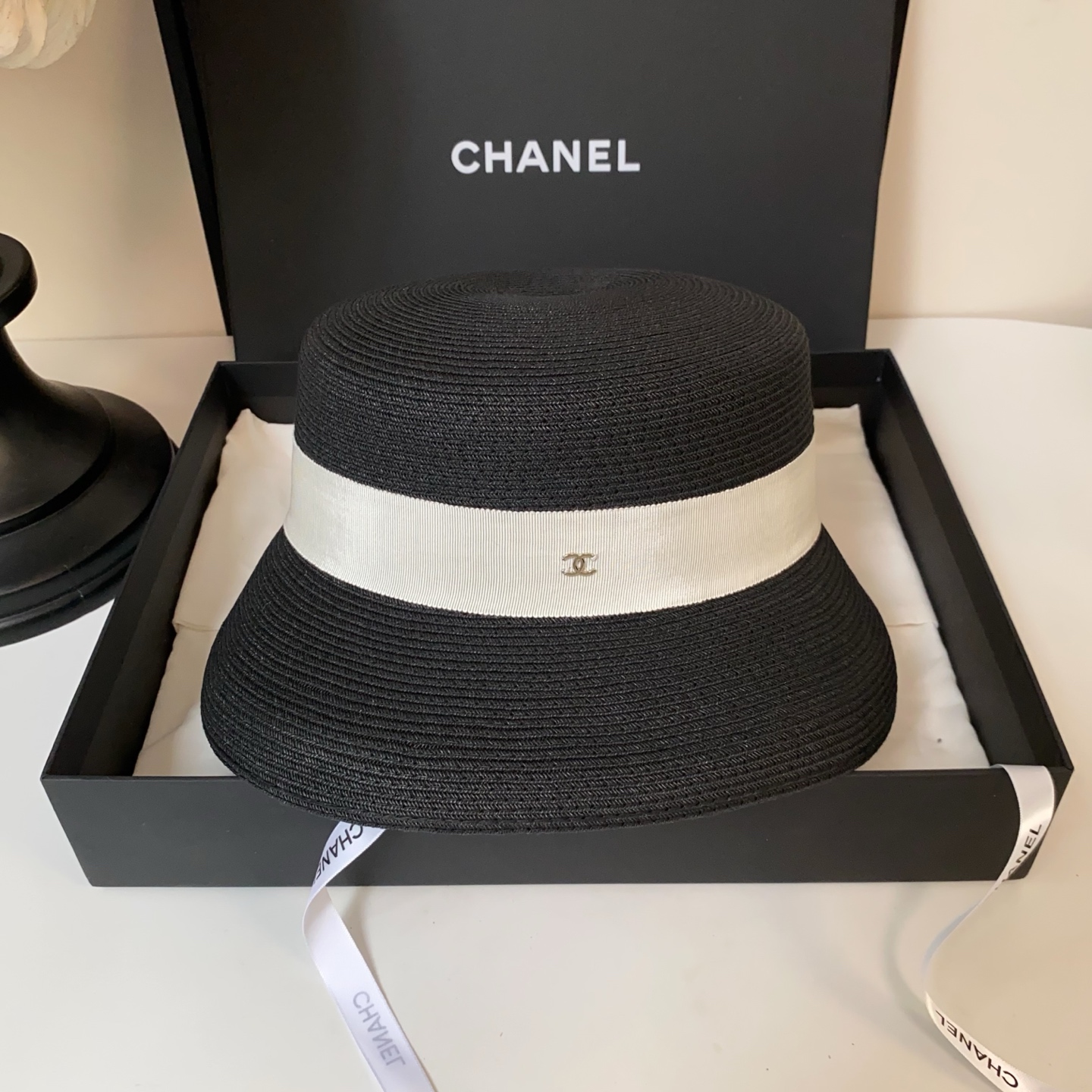 Chanel 超细进口纸草小香卷边檐盆帽
