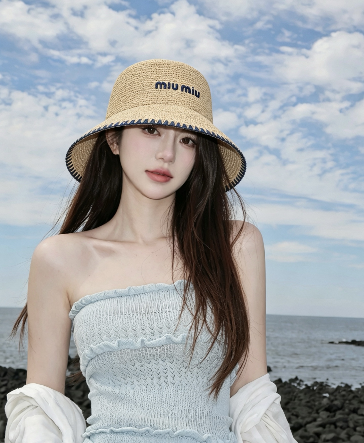Miu Miu 缪缪miumiu刺绣logo拉菲草镂空草盆帽