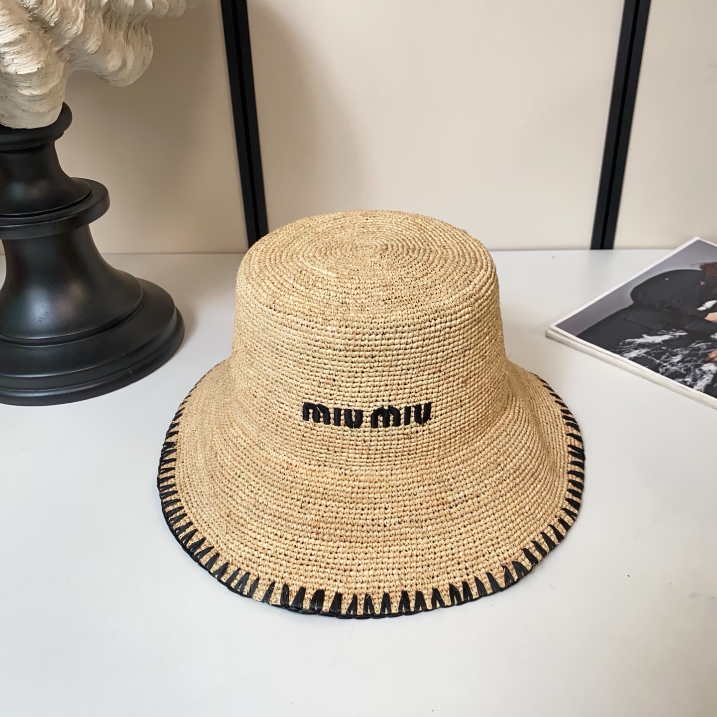 Miu Miu 缪缪miumiu刺绣logo拉菲草镂空草盆帽