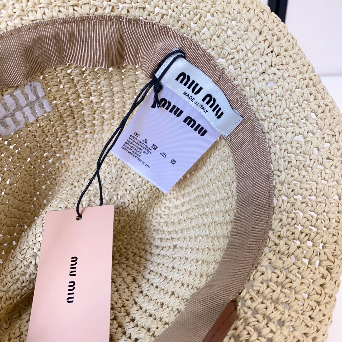 Pmiumiu缪缪刺绣logo纸草礼帽⚜️法式百搭草帽 独家重工款🪄米色 白色