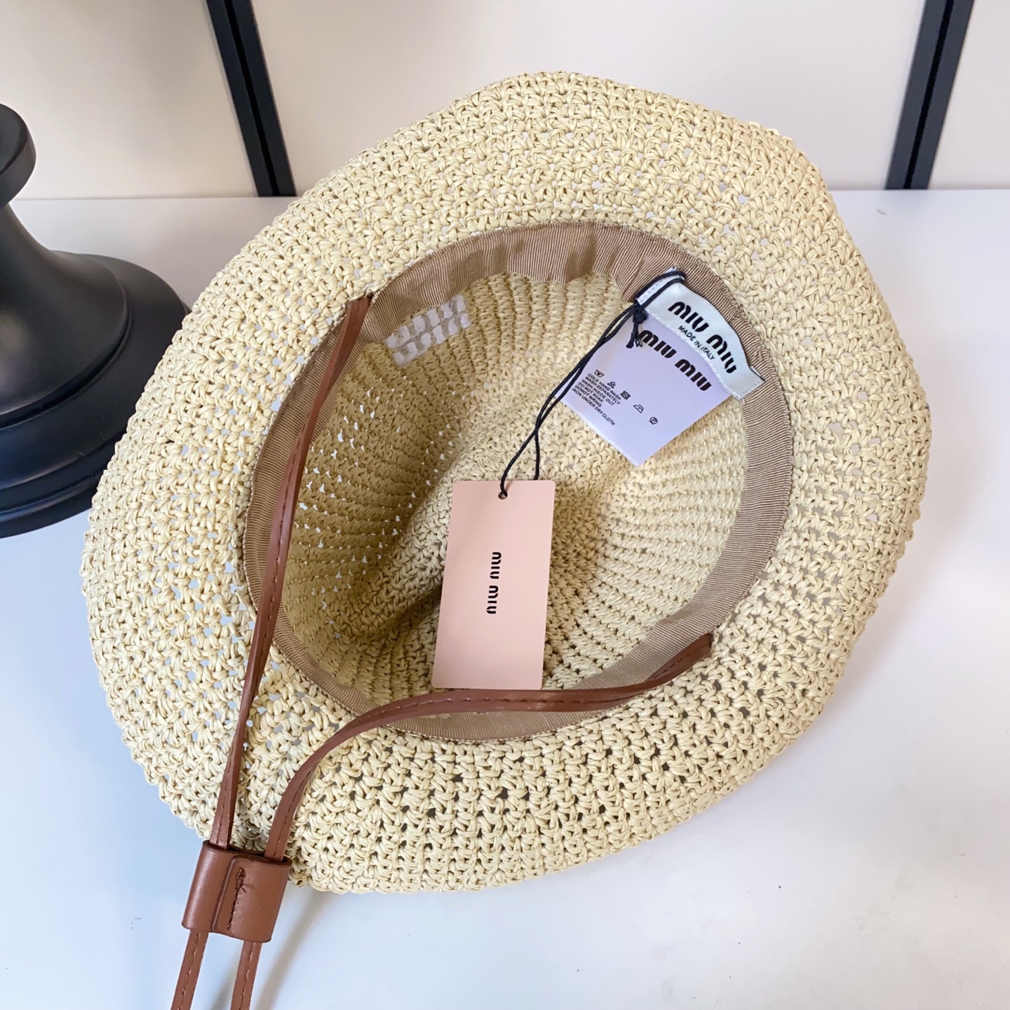 Miu Miu miumiu缪缪刺绣logo纸草礼帽