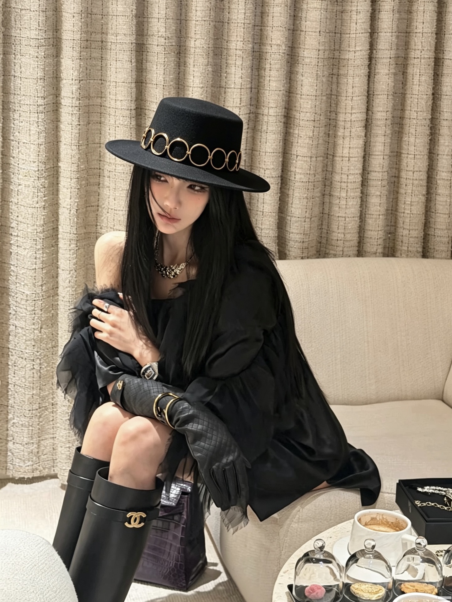 🆕26秋冬新款ꫛꫀꪝ ❥—— ✨YSL 古力娜扎专柜同款 原版开模定制 ⚜️ 大金属圆环链条设计，小众又吸睛 🦙澳洲进口