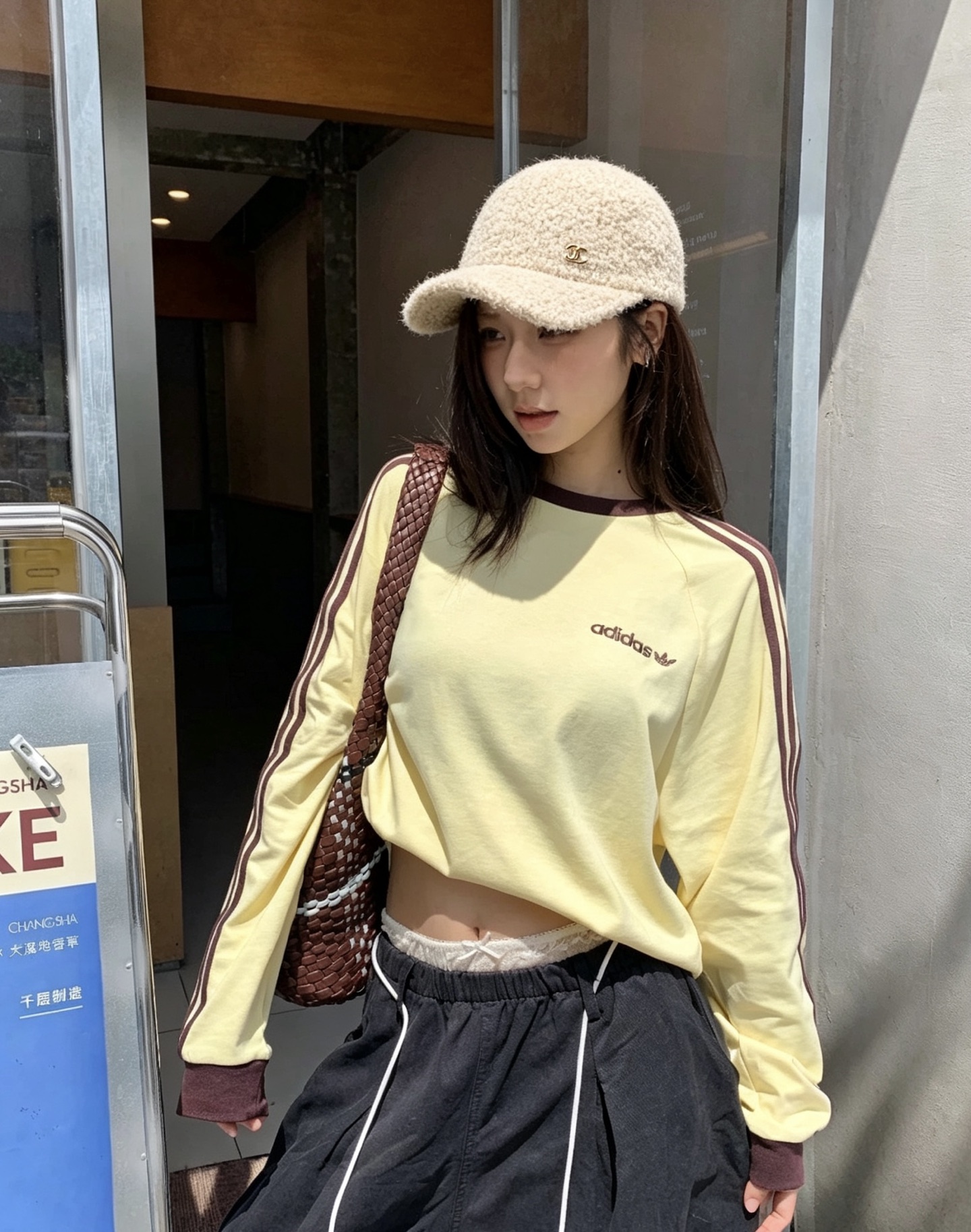 🆕26秋冬新款ꫛꫀꪝ ❥—— ▪️ 谁懂啊!秋冬刚需毛绒帽来咯 ☁️软糯圈圈毛面料上手巨有质感 📷自带小系带设计,可调节 🆕26秋冬新款ꫛꫀꪝ ❥—— ▪️ 谁懂啊!秋冬刚需毛绒帽来咯 ☁️软糯圈圈毛面料上手巨有质感 📷自带小系带设计,可调节