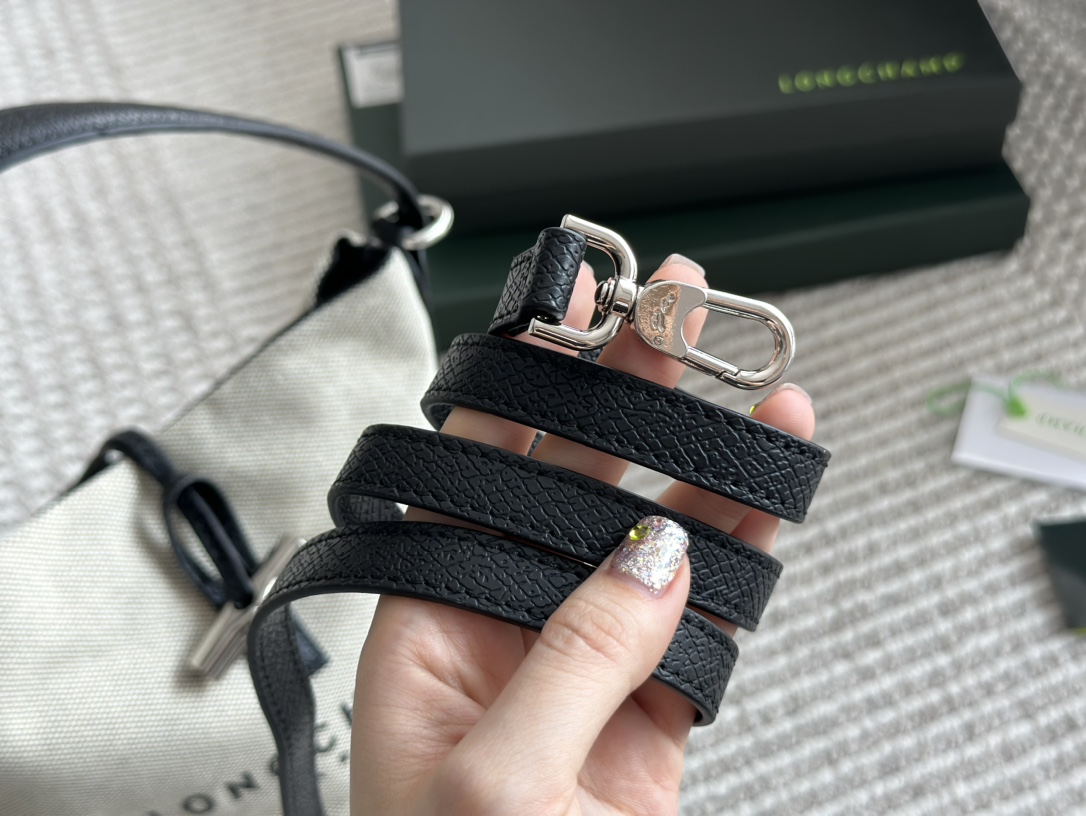 Practical Longchamp Bucket Bag in 19*20cm Size: Perfect for Spring and Summer - 图片 7