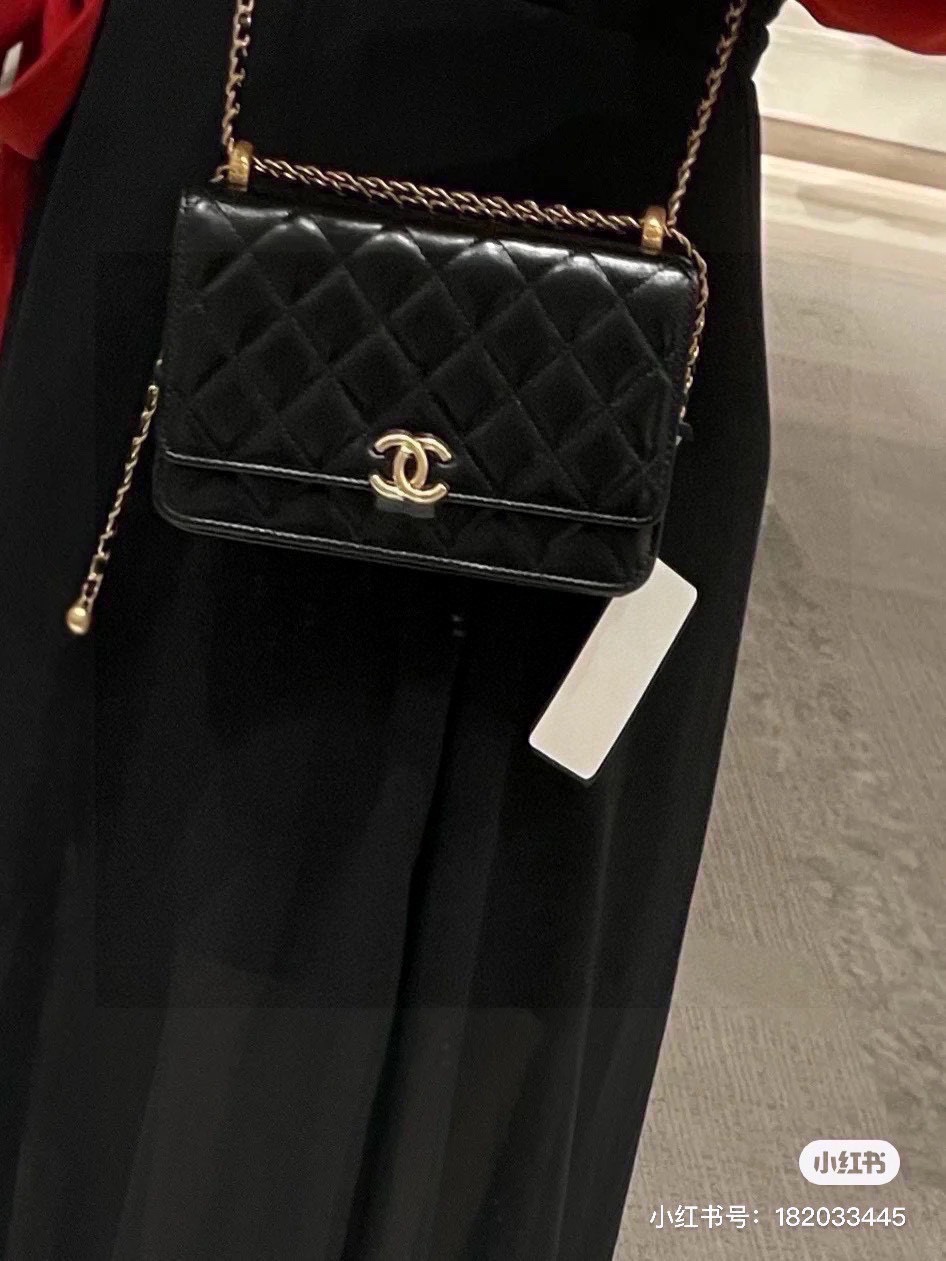 Chanel Crossbody & Shoulder Bags Outlet Sale Store