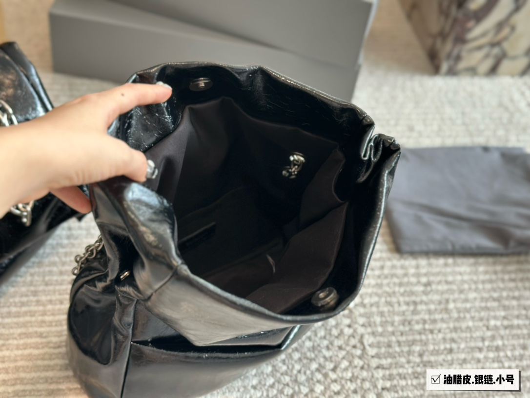 Balenciaga bag Oil wax leather with box — photo 9