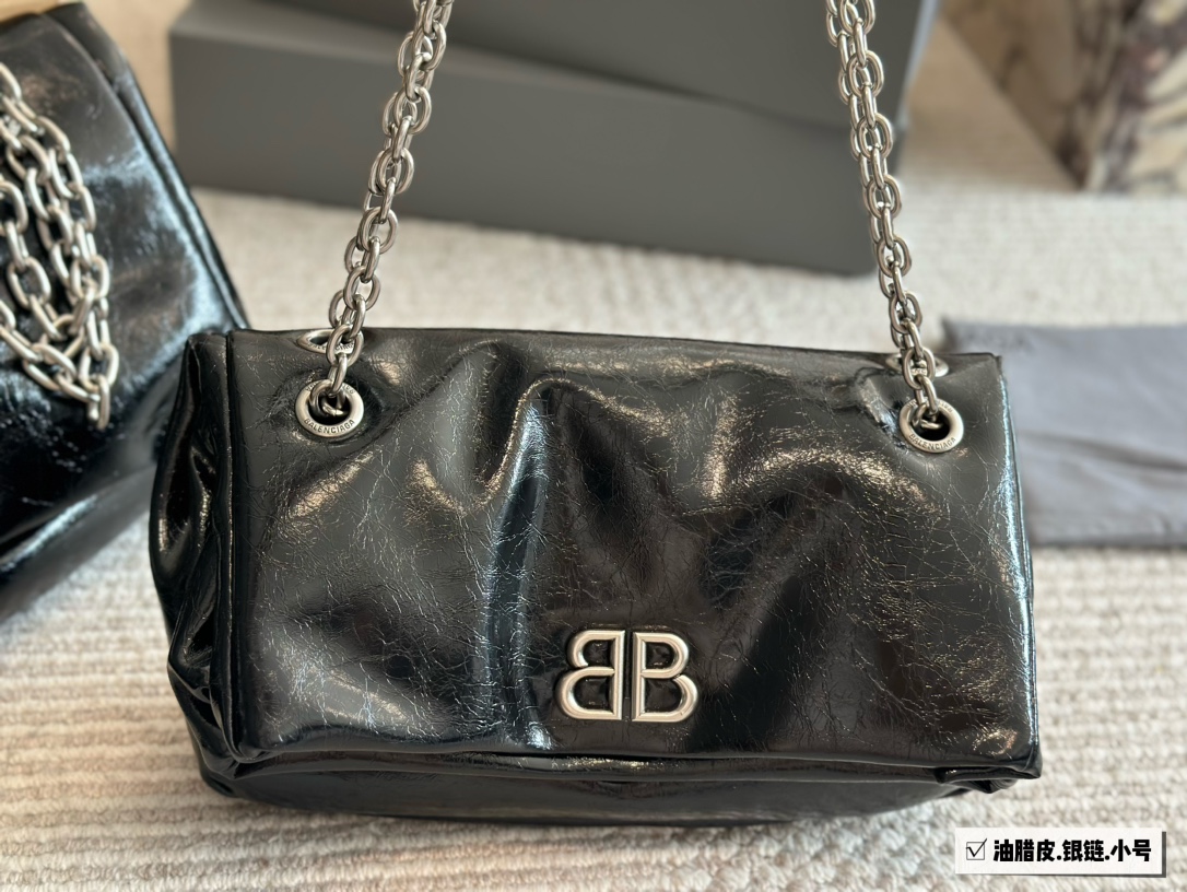 Balenciaga bag Oil wax leather with box — photo 6