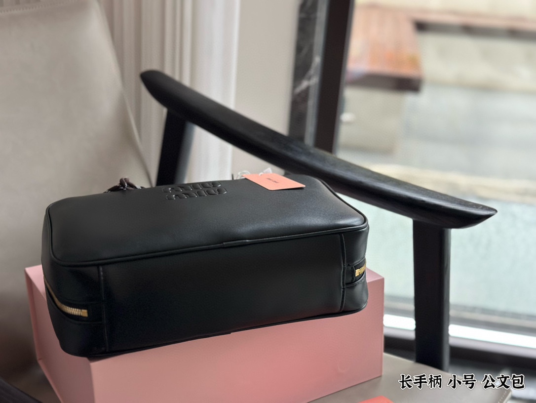 Balenciaga taske-look — photo 10
