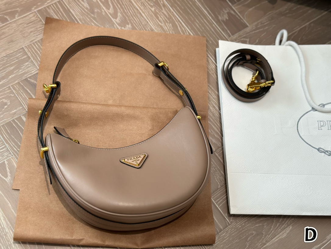 Prada Half Moon Underarm Bag 23*13cm Chic and Casual
