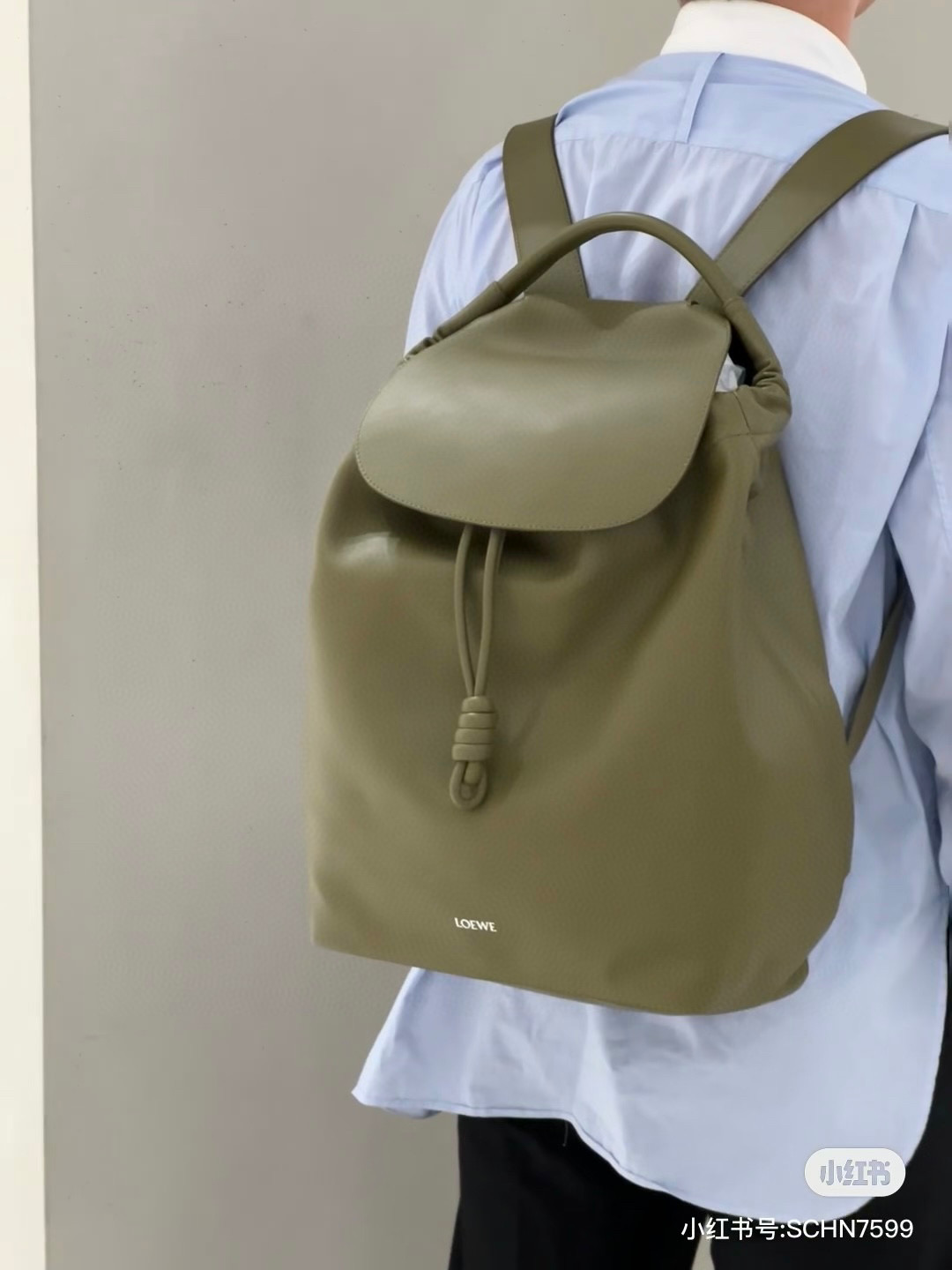 Loewe Classic Brown Standard everyday