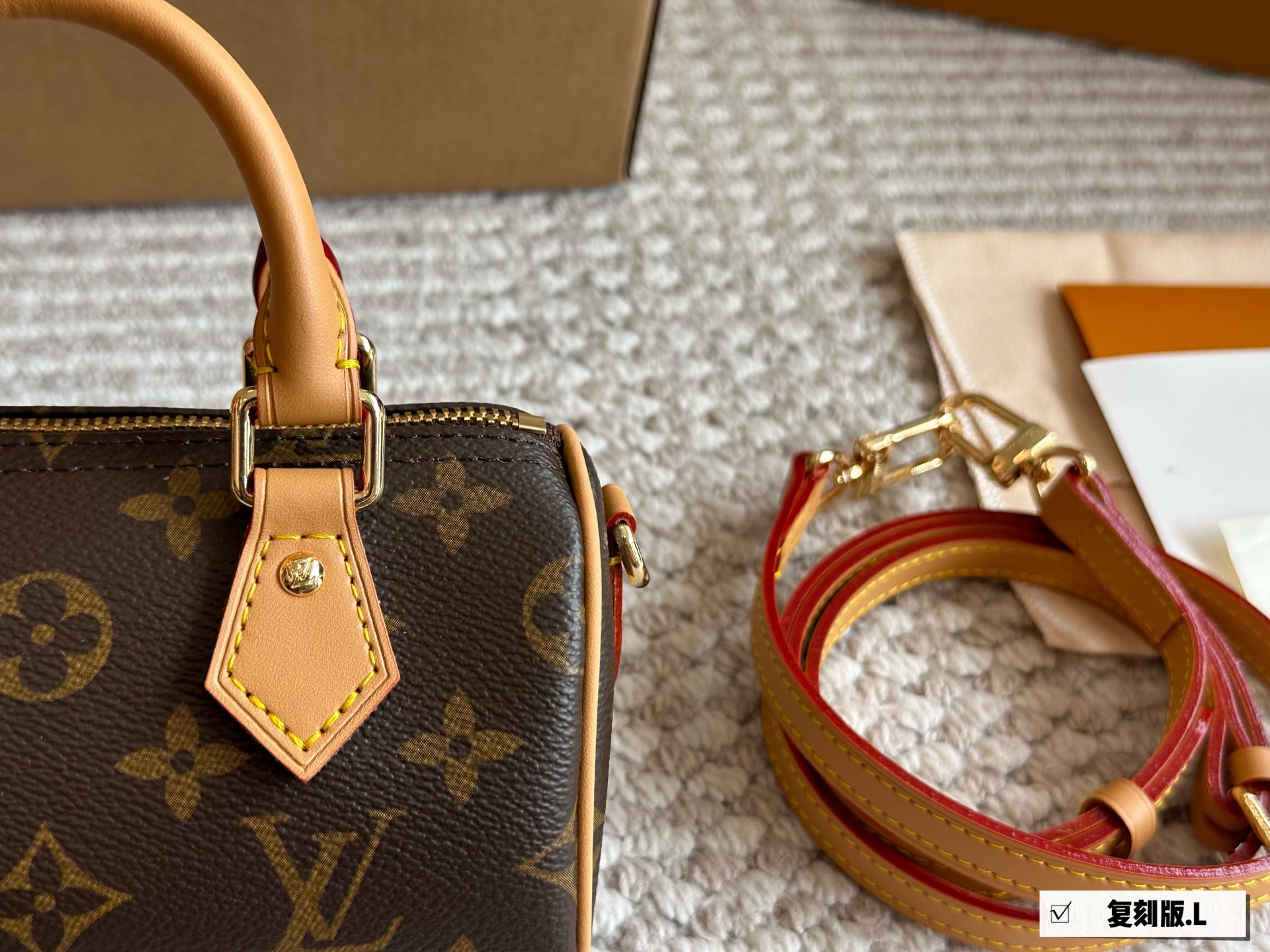 Louis Vuitton Speedy Nano - Bolso Clásico con Correa Ajustable 3 i1746352735114 9996 0 1