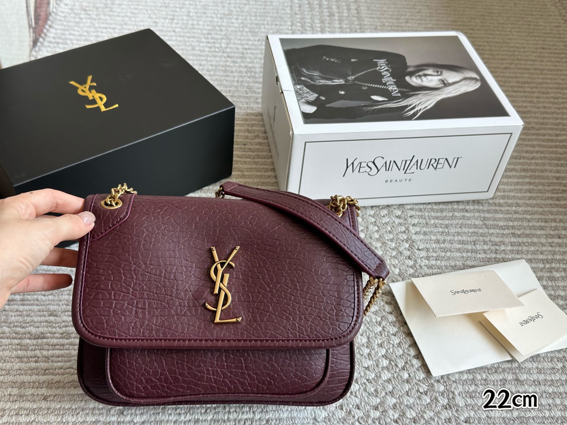 Bolso de Bandolera Niki de Piel Ysl, Diseño Retro y Elegante 3 i1746621615084 1051 0 1