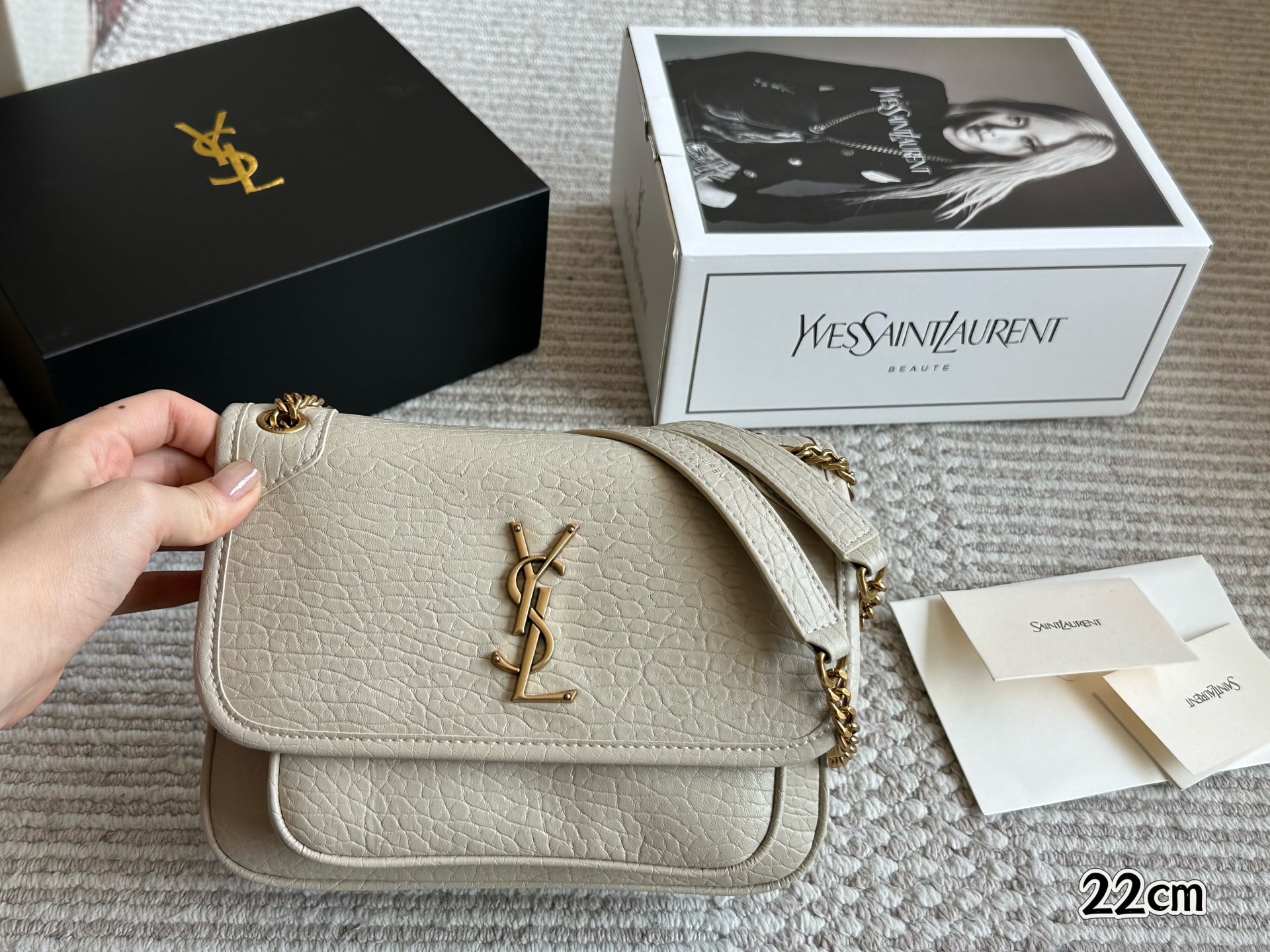 Bolso de Bandolera Niki de Piel Ysl, Diseño Retro y Elegante 4 i1746621615084 1149 0 2