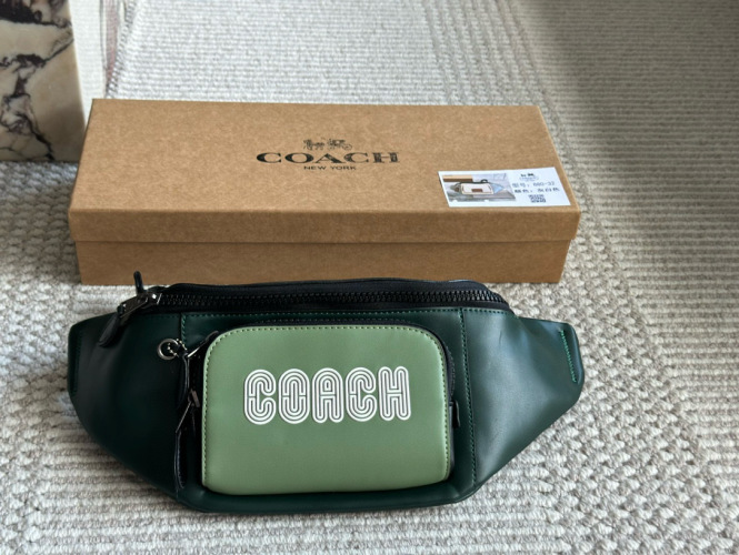 Coach Belt Bag, Fashionable and Versatile Crossbody, Waist or Chest Bag 1 Coach Belt Bag, Fashionable and Versatile Crossbody, Waist or Chest Bag