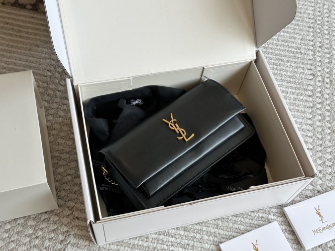Yves Saint Laurent Sunset Black Leather Wallet-on-Chain | With mirror 1 Yves Saint Laurent Sunset Black Leather Wallet-on-Chain | With mirror