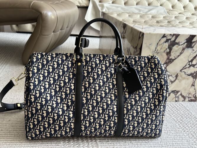 Dior Travel Bag, 50cm, Versatile and Stylish, Perfect for Getaways and Gym 1 Dior Travel Bag, 50cm, Versatile and Stylish, Perfect for Getaways and Gym