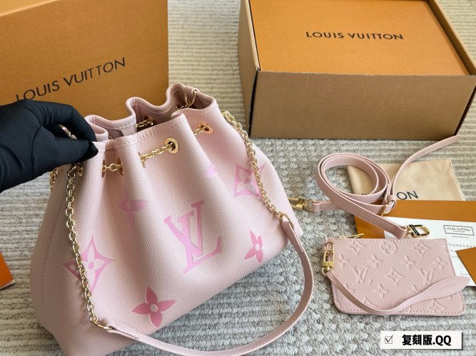 Louis Vuitton Summer Bundle Bucket Bag - Pink Leather, Spacious & Stylish 1 Louis Vuitton Summer Bundle Bucket Bag - Pink Leather, Spacious & Stylish
