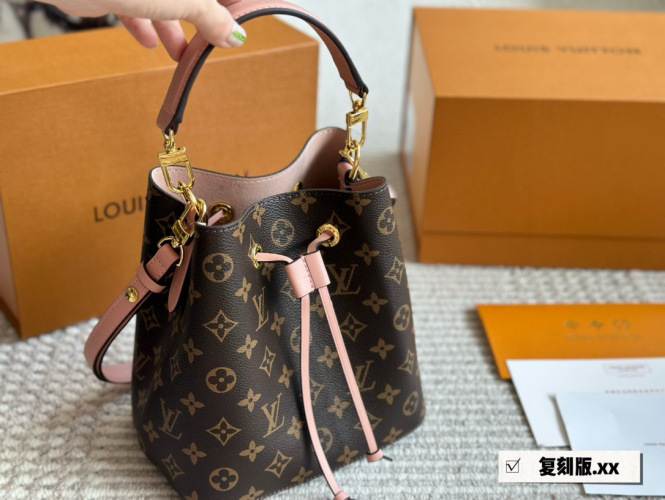 Louis Vuitton NEONOE Bucket Bag Monogram Canvas with Pink Leather Trim 1 Louis Vuitton NEONOE Bucket Bag Monogram Canvas with Pink Leather Trim