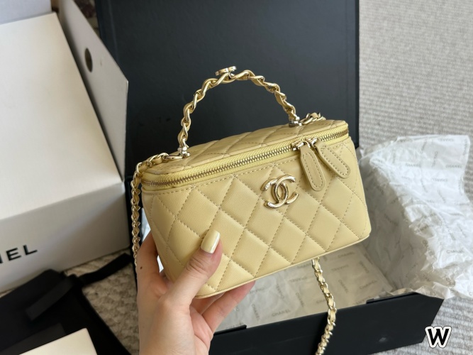 Chanel Classic Handle Box Bag Lambskin with Light Gold Hardware, 19cm 1 Chanel Classic Handle Box Bag Lambskin with Light Gold Hardware, 19cm