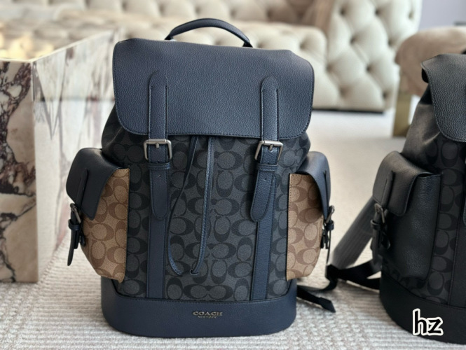 Coach Men's Backpack Double Zipper Double Layer - Ideal for Short Trips 1 Coach Men's Backpack Double Zipper Double Layer - Ideal for Short Trips