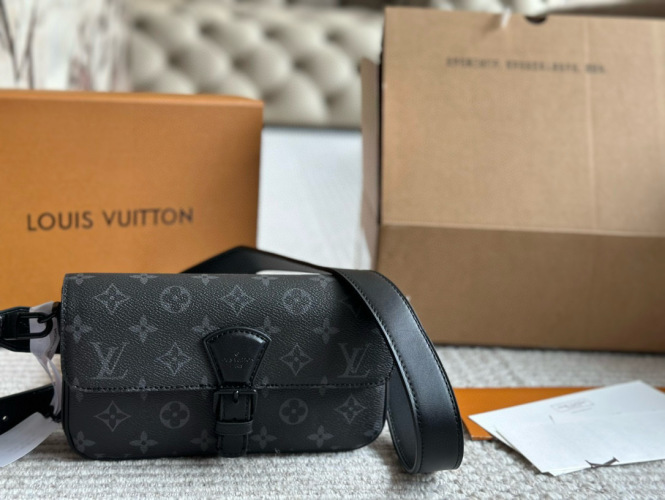 Louis Vuitton Montsouris Black Monogram Crossbody Bag | Stylish and Practical 1 Louis Vuitton Montsouris Black Monogram Crossbody Bag | Stylish and Practical