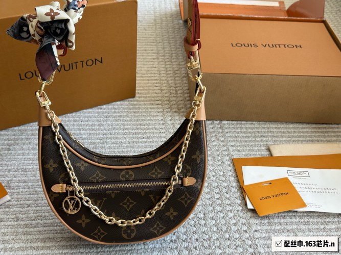 Louis Vuitton Loop Bag,Monogram Canvas Crossbody Shoulder Bag 23cm 1 Louis Vuitton Loop Bag,Monogram Canvas Crossbody Shoulder Bag 23cm