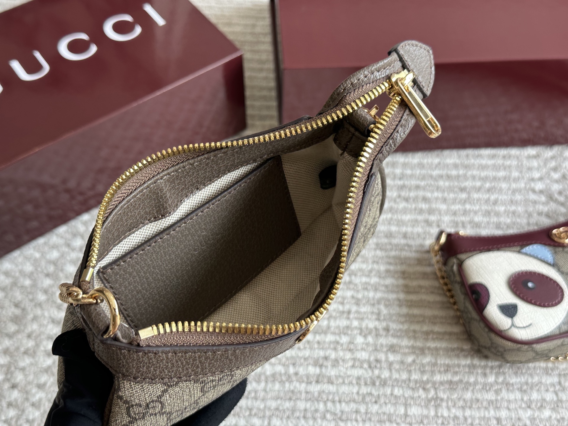 Gucci Ophidia Mini Bag, Retro Style Leather Handbag With Panda Pattern 9 i1751123420500 3551 0 6