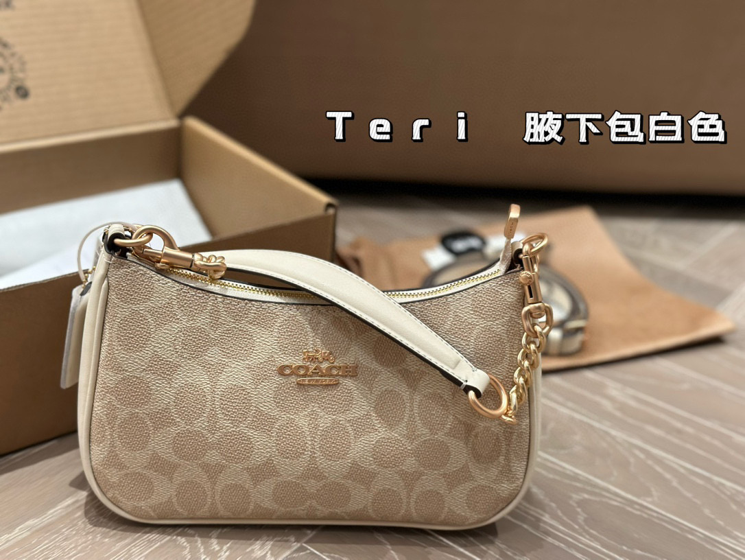 💰240 配盒 复刻版
size:24*13*7cm
c家 Teri腋下包 五金再次升级
腋下包设计天花板了哦!
配有2条肩带,
单肩斜挎都可以!
颜值💯💯💯
搜索🔍coach 蔻驰 腋下包