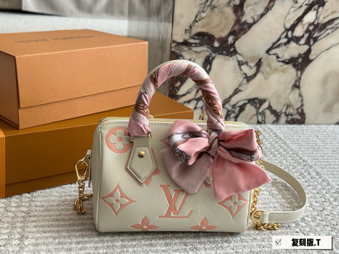 Louis Vuitton Speedy 20: Embrace the Charm of Sakura Pink (20 x 14cm) 1 Louis Vuitton Speedy 20: Embrace the Charm of Sakura Pink (20 x 14cm)