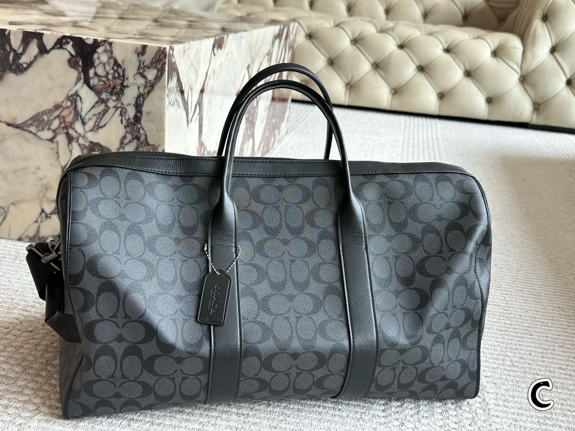 [Coach] Coach Venturer45 negro con estampado clásico, bolso de viaje de gran capacidad, todo el cuerpo de cue…