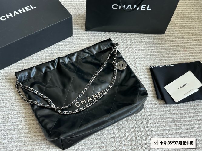 Chanel 22 Bag, Black Waxed Leather, 37*35cm, Versatile and Durable 1 Chanel 22 Bag, Black Waxed Leather, 37*35cm, Versatile and Durable