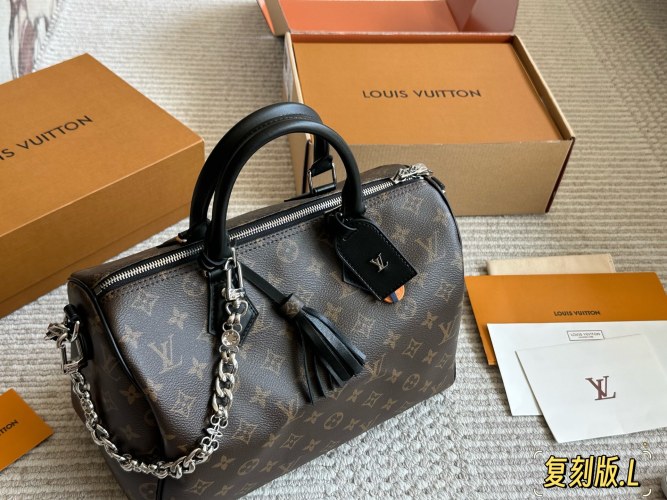 Louis Vuitton Speedy 30 Replica Pillow Bag with Box and New Shoulder Strap 7 Louis Vuitton Speedy 30 Replica Pillow Bag with Box and New Shoulder Strap