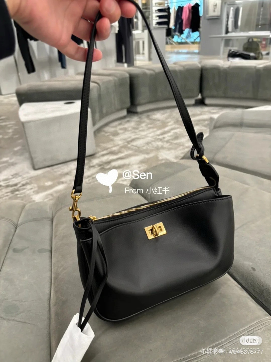 巴黎世家原版皮腋下包