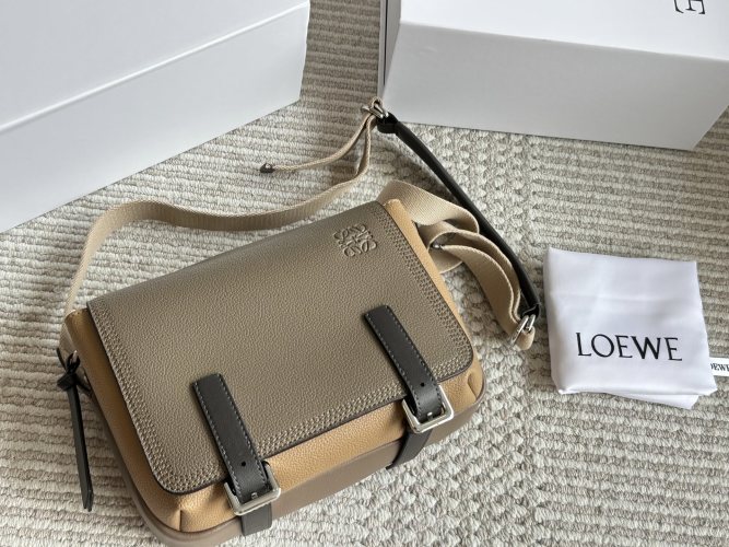 Loewe Messenger Bag for Women and Men, Soft Leather, Stylish Colors 1 Loewe Messenger Bag for Women and Men, Soft Leather, Stylish Colors