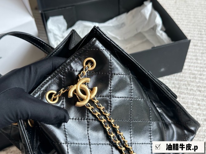 Chanel 25s Hobo Small Size Black Leather Shoulder Bag with Gold Chain 1 Chanel 25s Hobo Small Size Black Leather Shoulder Bag with Gold Chain