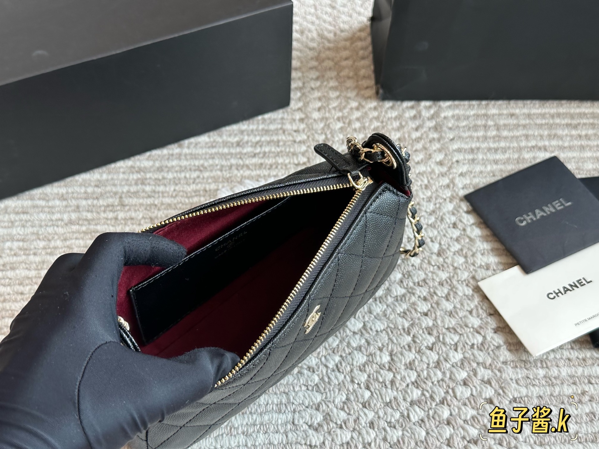 Elegante Bolso Chanel 25s: Un Clásico Atemporal con Múltiples Estilos 8 i1757863468456 5495 0 6