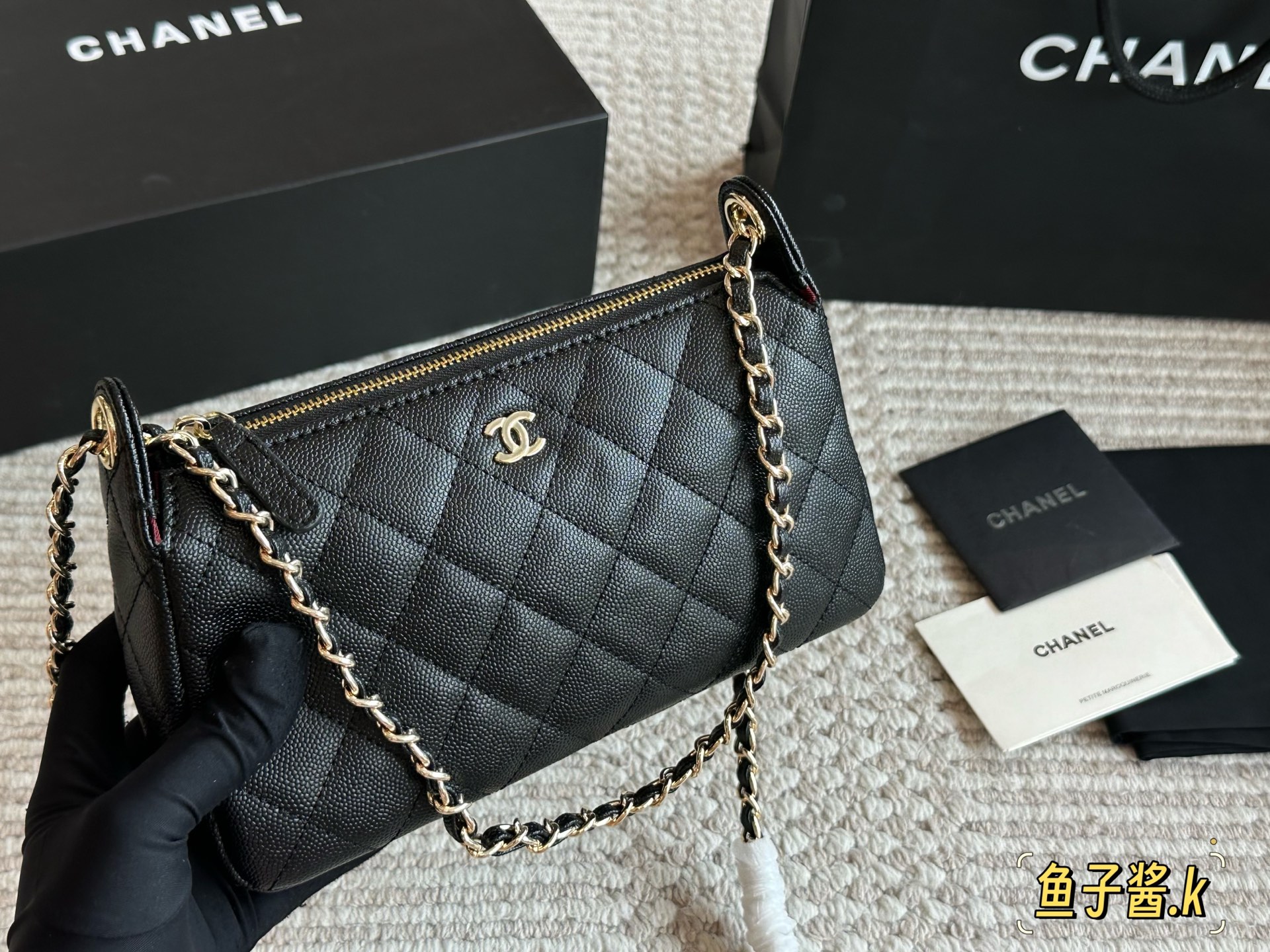 Elegante Bolso Chanel 25s: Un Clásico Atemporal con Múltiples Estilos 6 i1757863470567 6351 0 4
