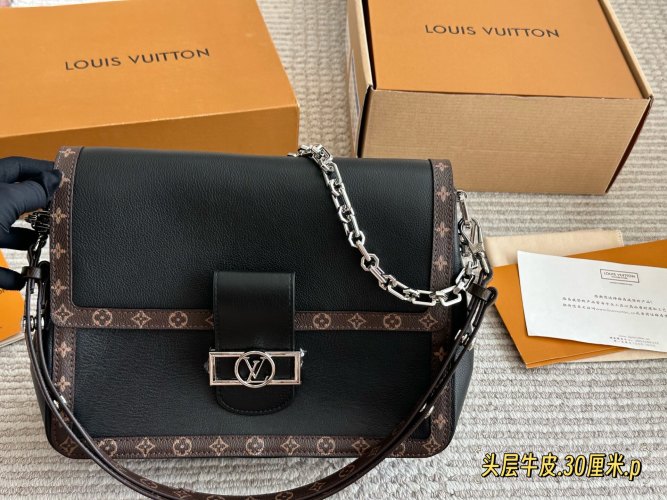 תיק כתף דאפין רך של Louis Vuitton בעיצוב חדשני מעור, מושלם לנשים ולגברים 1 תיק כתף דאפין רך של Louis Vuitton בעיצוב חדשני מעור, מושלם לנשים ולגברים